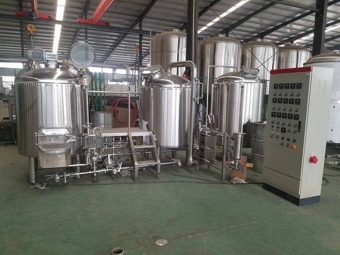 呼图壁全套啤酒设备一套多少钱？开精酿厂到底得配齐哪些？